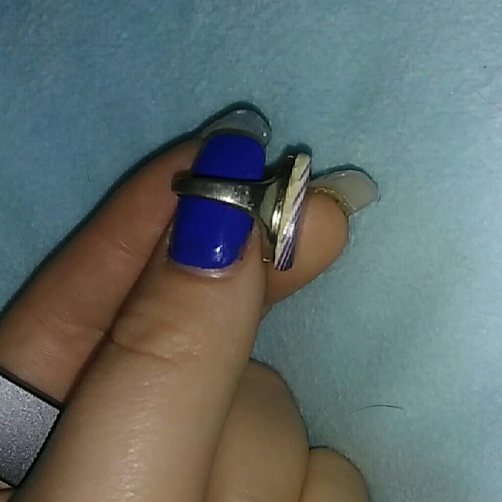 Ring - Picture 2 of 2
